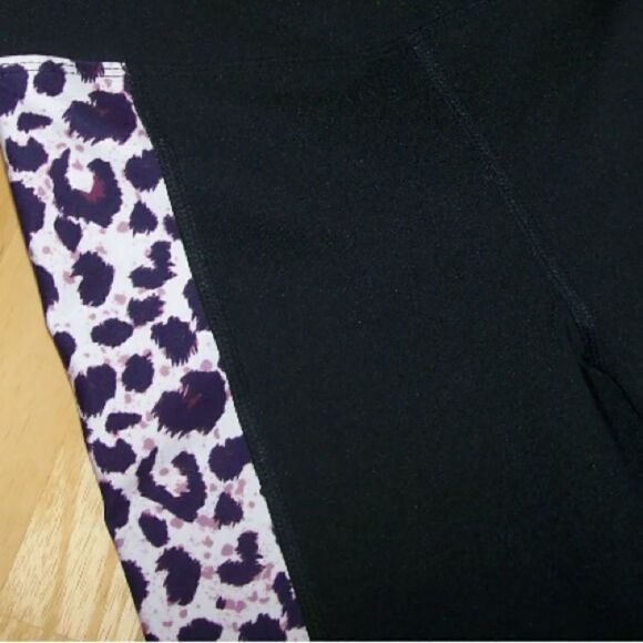 Aurique Brand High Waist Legging Mesh Panels & Black with White trim NWOT Sz Xs - Picture 2 of 11